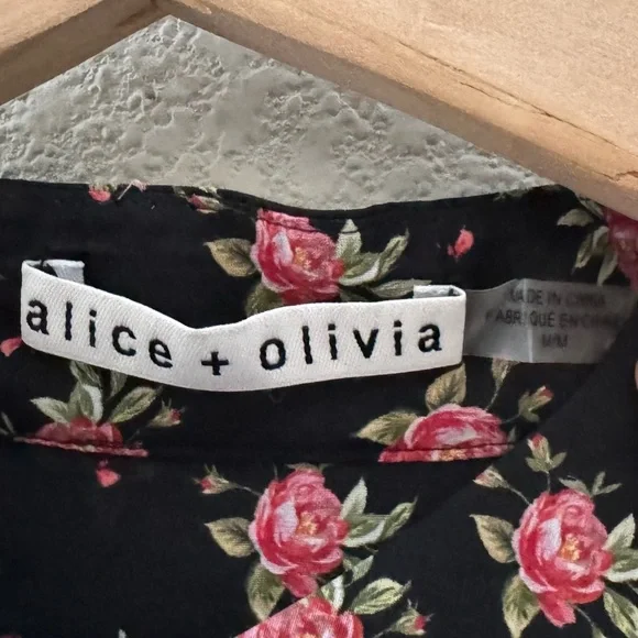 Alice + Olivia Paulita Top Med Black Pink Floral Cotton Silk Designer Feminine - Picture 12 of 12